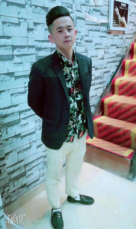 男人三十而立的第一张照片--丽水相亲服务中心