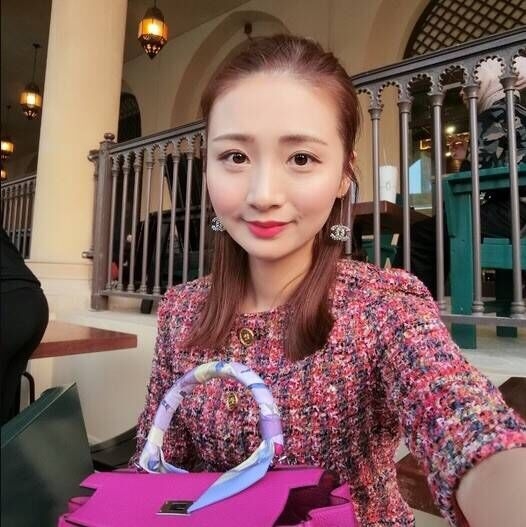 美婷的第一张照片--丽水相亲服务中心