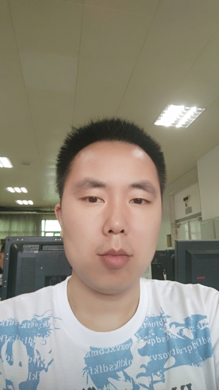 浔城老男孩的第一张照片--丽水相亲服务中心