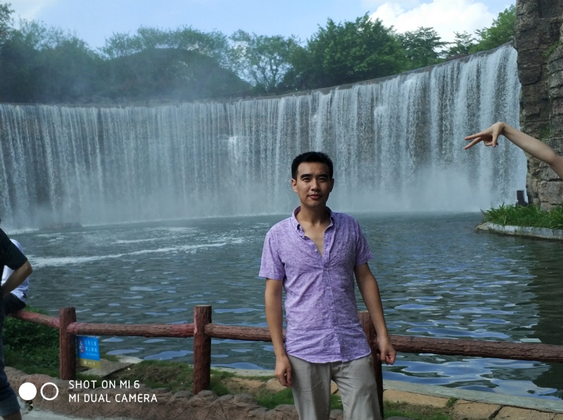 追梦人的第一张照片--丽水相亲服务中心