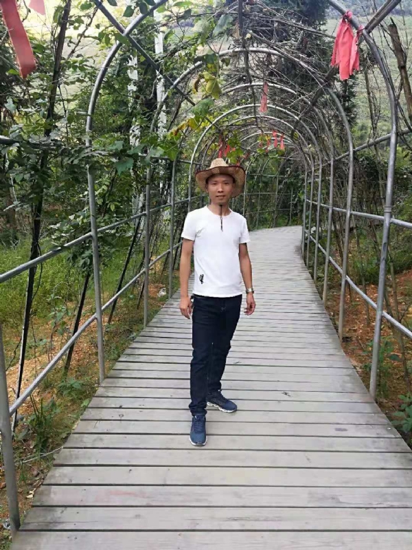 蓝天的第一张照片--丽水相亲服务中心