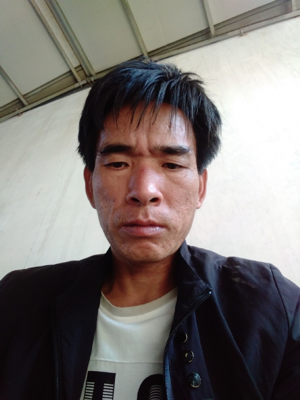 项斌的第一张照片--丽水相亲服务中心