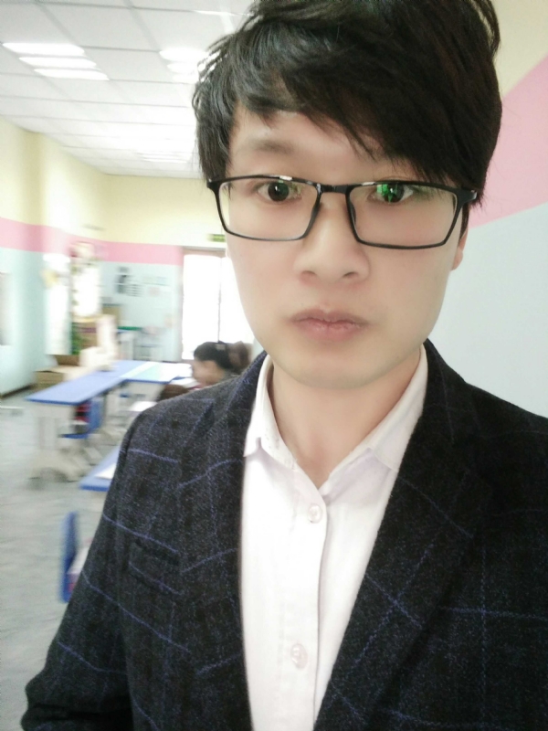 峰的呢喃的第一张照片--丽水相亲服务中心