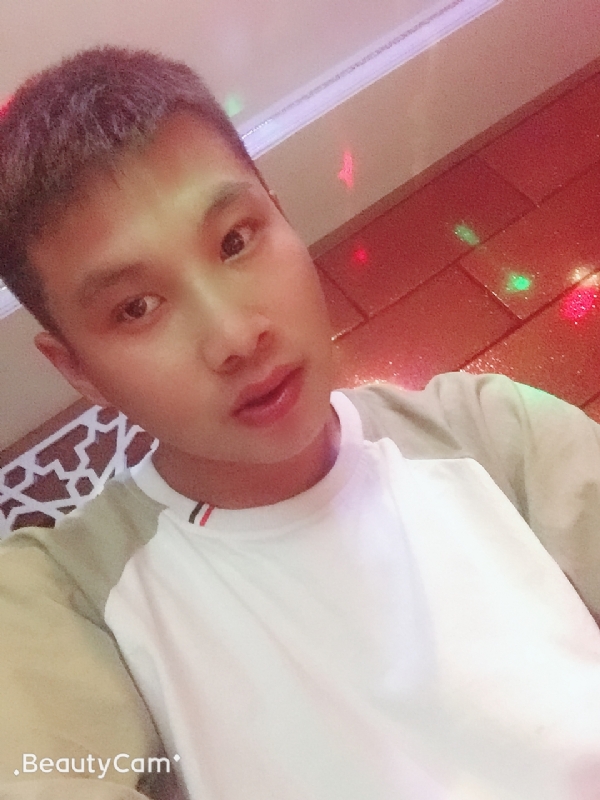 阿锋的第一张照片--丽水相亲服务中心