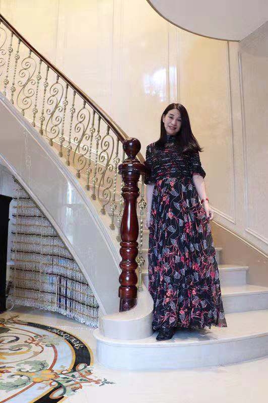 馨儿的第三张照片--丽水相亲服务中心