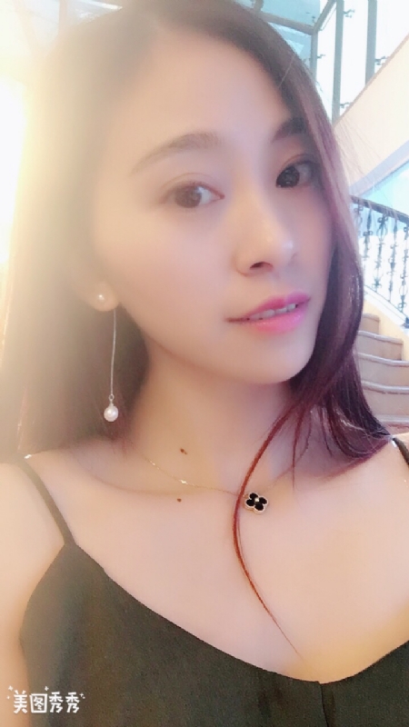 隨風的云的第一张照片--丽水相亲服务中心