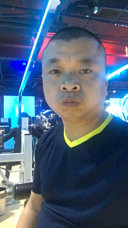 奋斗的第一张照片--丽水相亲服务中心