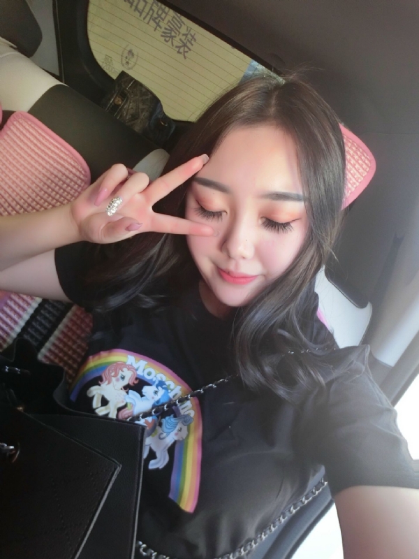 佳怡的第四张照片--丽水相亲服务中心