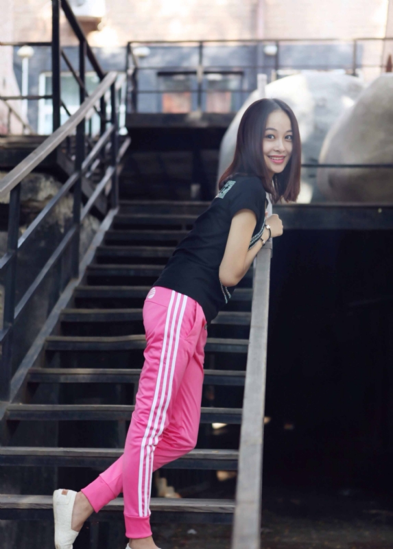 玉儿小骄傲的第一张照片--丽水相亲服务中心