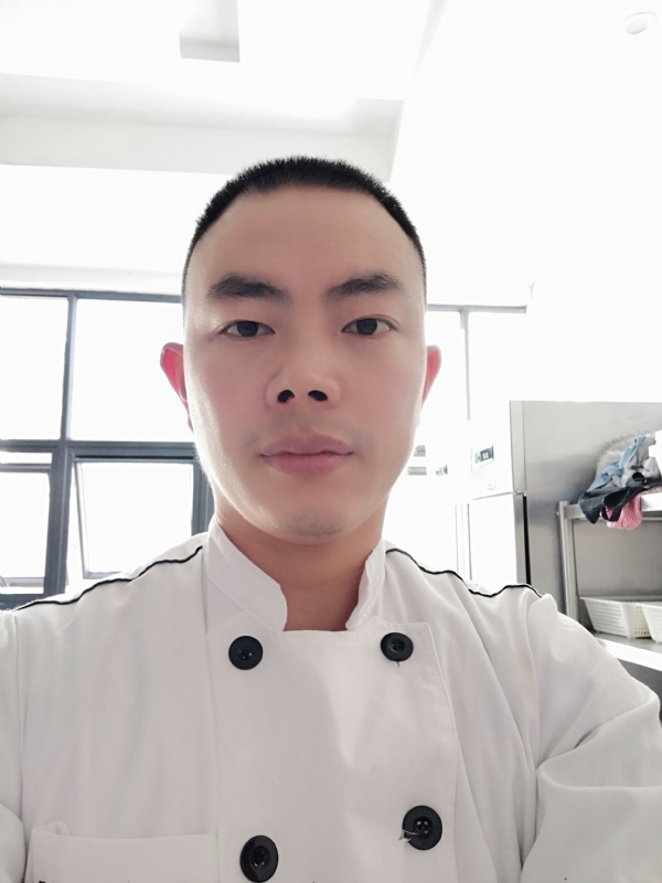 剑客段狼的第一张照片--丽水相亲服务中心