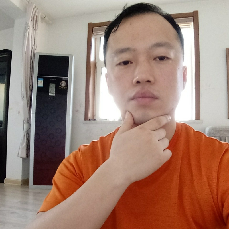 爱热闹的人的第一张照片--丽水相亲服务中心