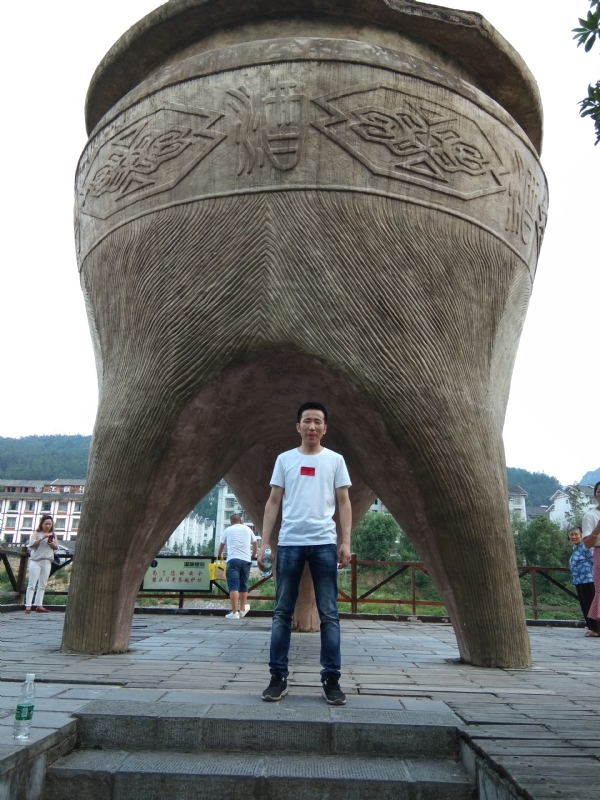 致青春的第一张照片--丽水相亲服务中心