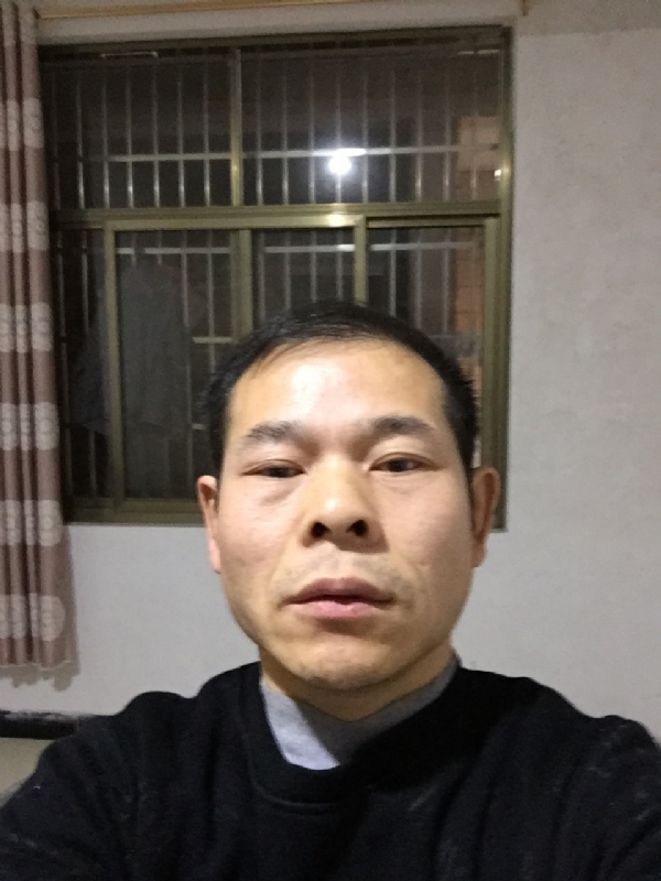 徐徐清风的第一张照片--丽水相亲服务中心