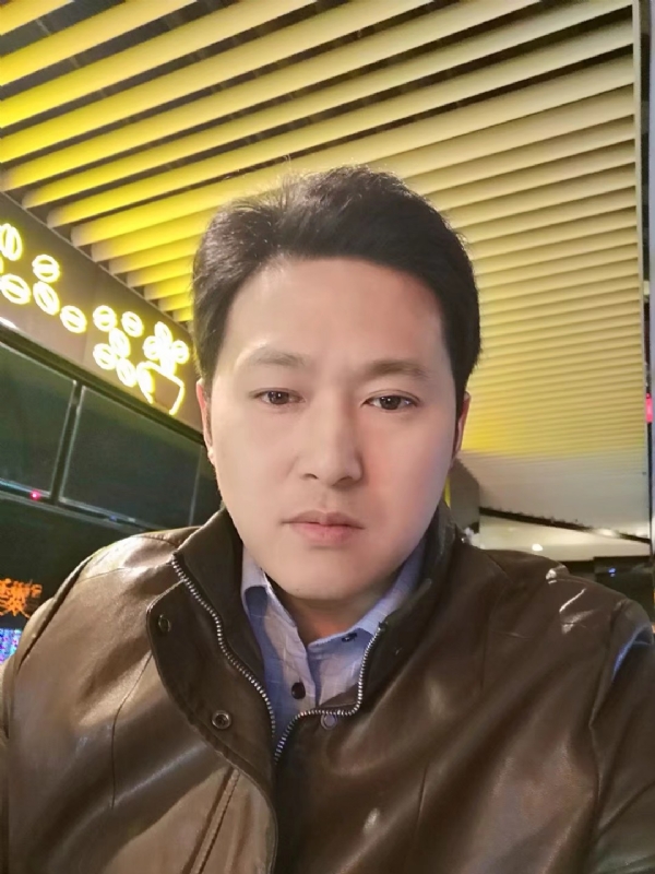 只为伊人醉的第一张照片--丽水相亲服务中心