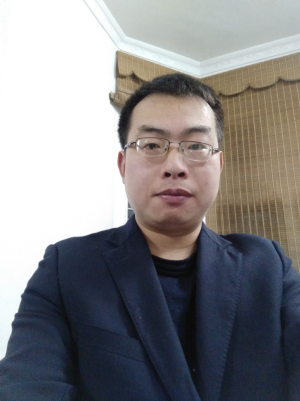 简单爱的第一张照片--丽水相亲服务中心