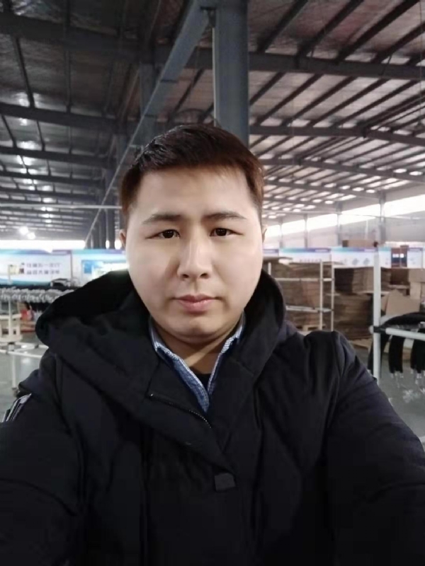 刀锋的第一张照片--丽水相亲服务中心