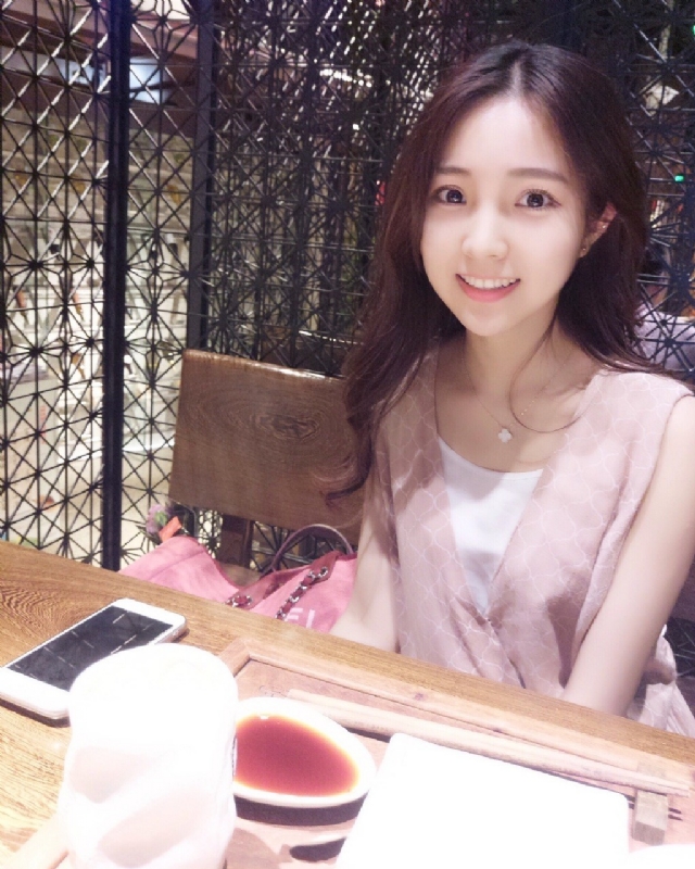 冰艳残阳的第二张照片--丽水相亲服务中心