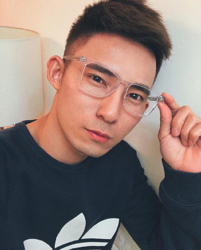 小伟的第一张照片--丽水相亲服务中心