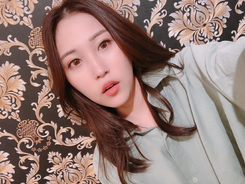 張婕兒的第一张照片--丽水相亲服务中心