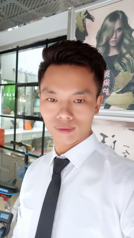 阳光男士的第一张照片--丽水相亲服务中心