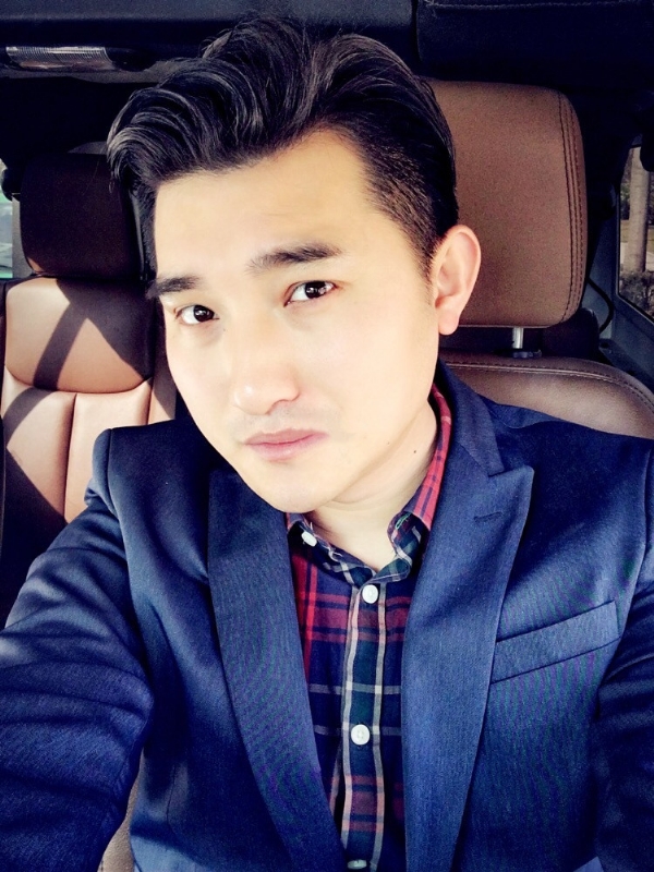 奋斗的第三张照片--丽水相亲服务中心