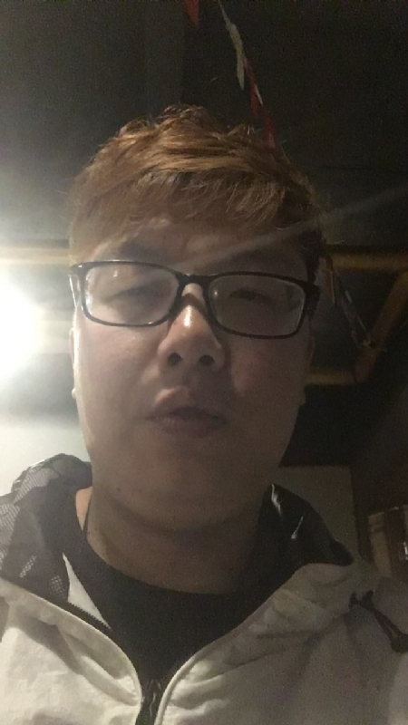 深情久伴更长情的第一张照片--丽水相亲服务中心