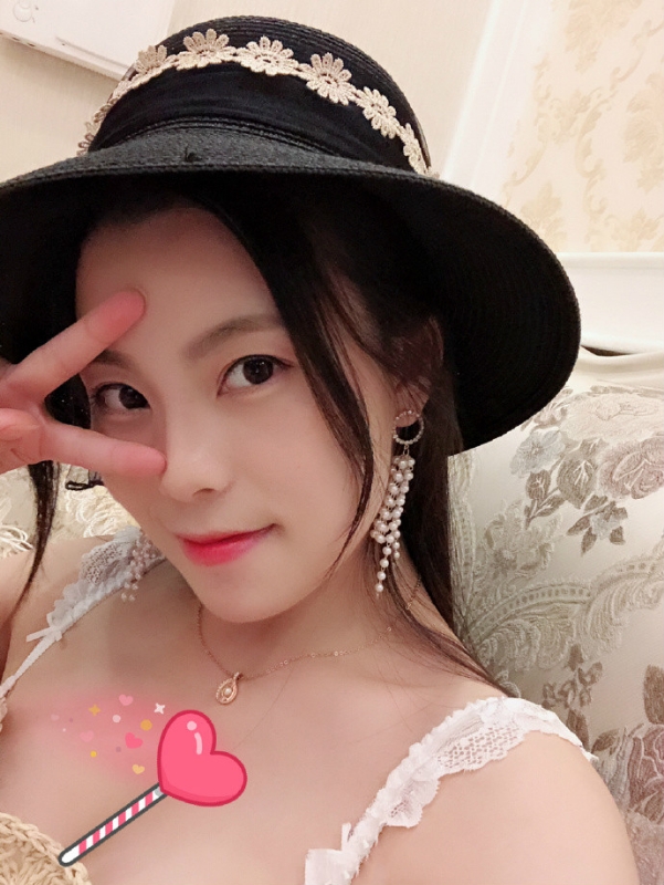 晓佩的第一张照片--丽水相亲服务中心