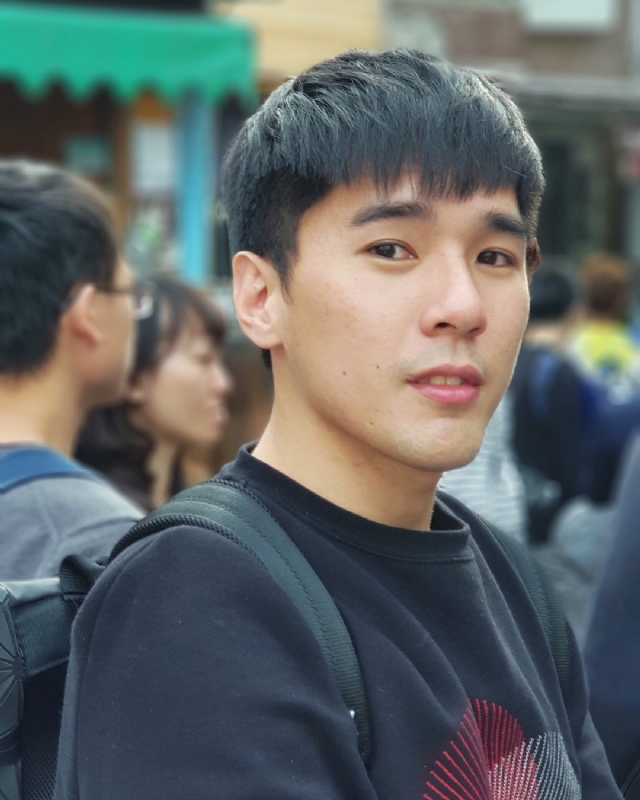 雨中孤独的第一张照片--丽水相亲服务中心