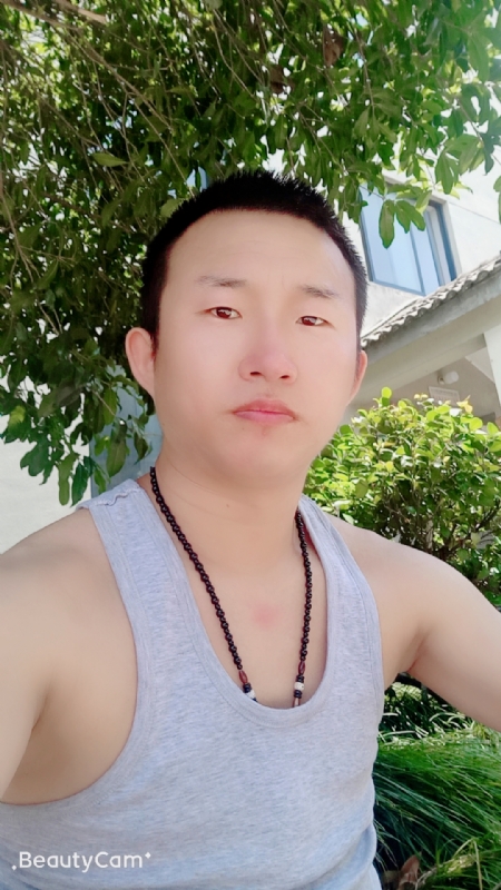 系咯在的第一张照片--丽水相亲服务中心