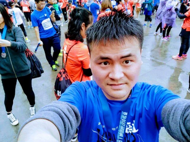 小五在跳舞的第一张照片--丽水相亲服务中心