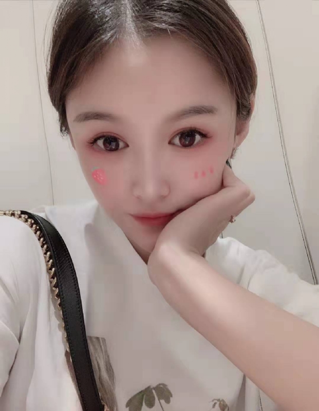 fei菲儿的第一张照片--丽水相亲服务中心