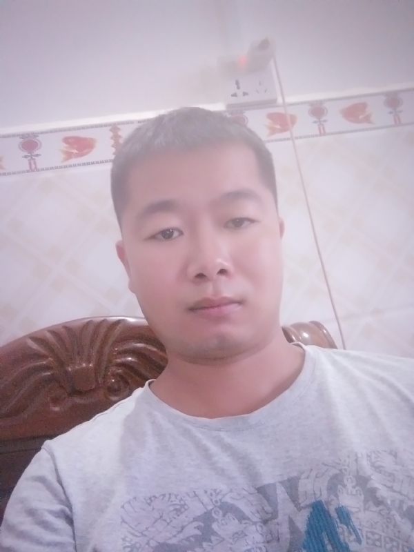 心雨的第一张照片--丽水相亲服务中心