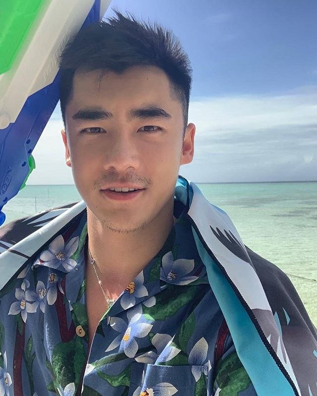 似风沙的第一张照片--丽水相亲服务中心