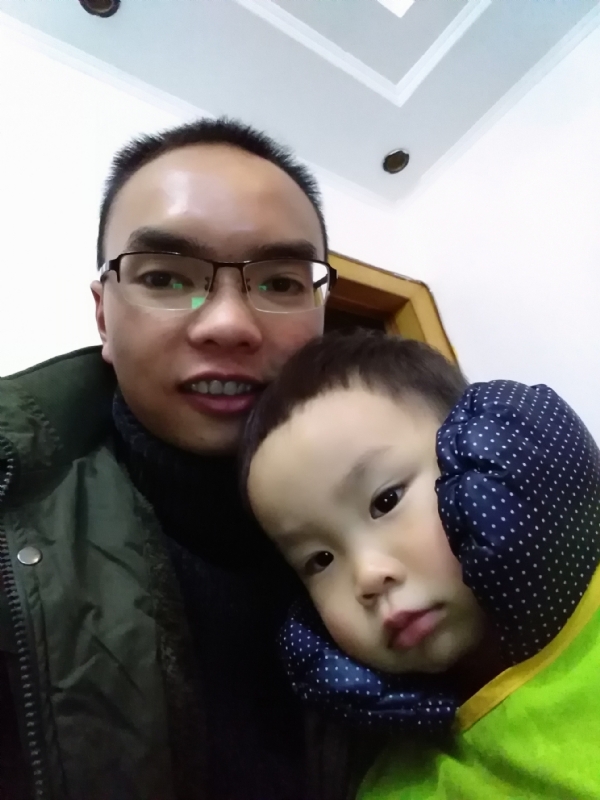 123木头人的第一张照片--丽水相亲服务中心