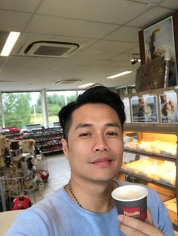 短歌的第一张照片--丽水相亲服务中心