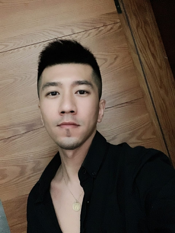 佳佳的第一张照片--丽水相亲服务中心