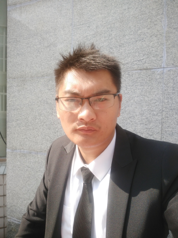 孤独的人的第一张照片--丽水相亲服务中心