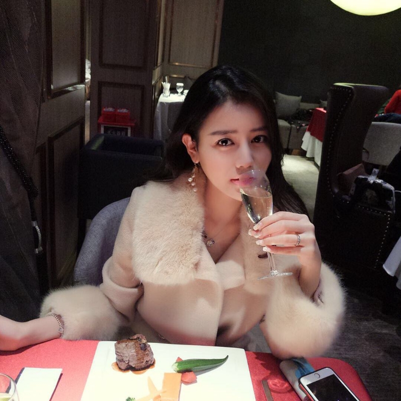 空谷幽兰的第一张照片--丽水相亲服务中心