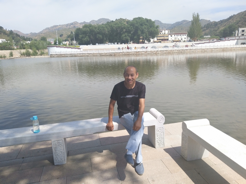 大漠独行的第一张照片--丽水相亲服务中心