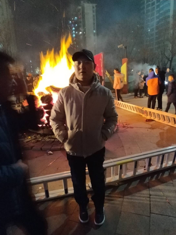 爱情里的俩个人的第二张照片--丽水相亲服务中心