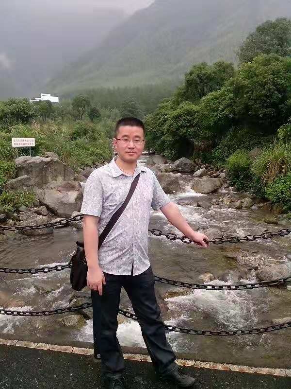 淡定牛魔王的第三张照片--丽水相亲服务中心