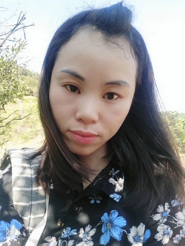 英英的第一张照片--丽水相亲服务中心