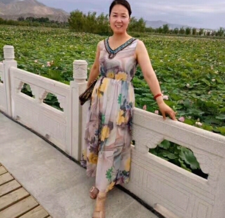 红叶的第一张照片--丽水相亲服务中心