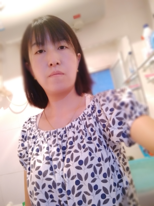 芬儿的第一张照片--丽水相亲服务中心