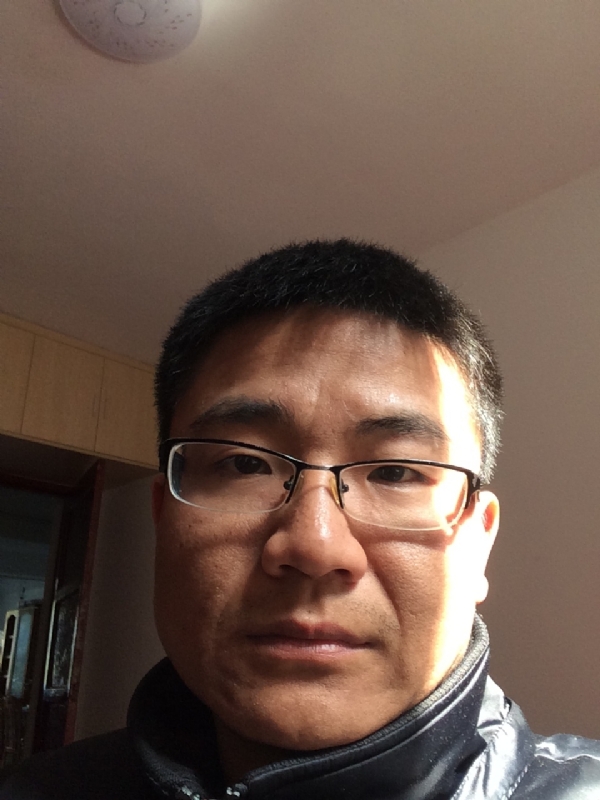 余浩浩的第一张照片--丽水相亲服务中心