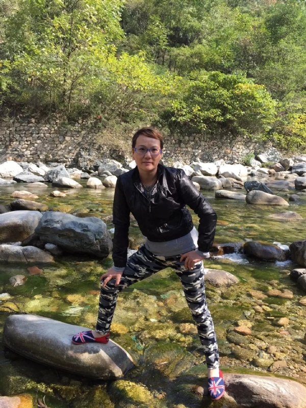 金鑫的第一张照片--丽水相亲服务中心