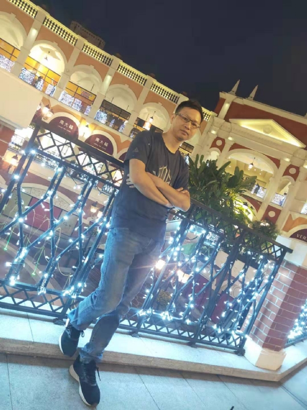 落单恋人的第一张照片--丽水相亲服务中心