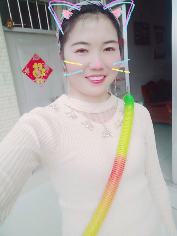 芷宁的第一张照片--丽水相亲服务中心