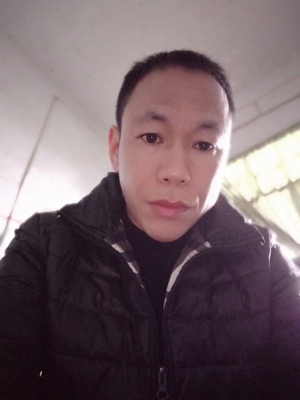 相信真爱的第一张照片--丽水相亲服务中心