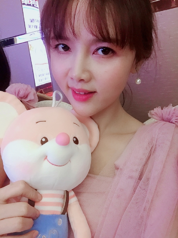 如朱砂的第一张照片--丽水相亲服务中心